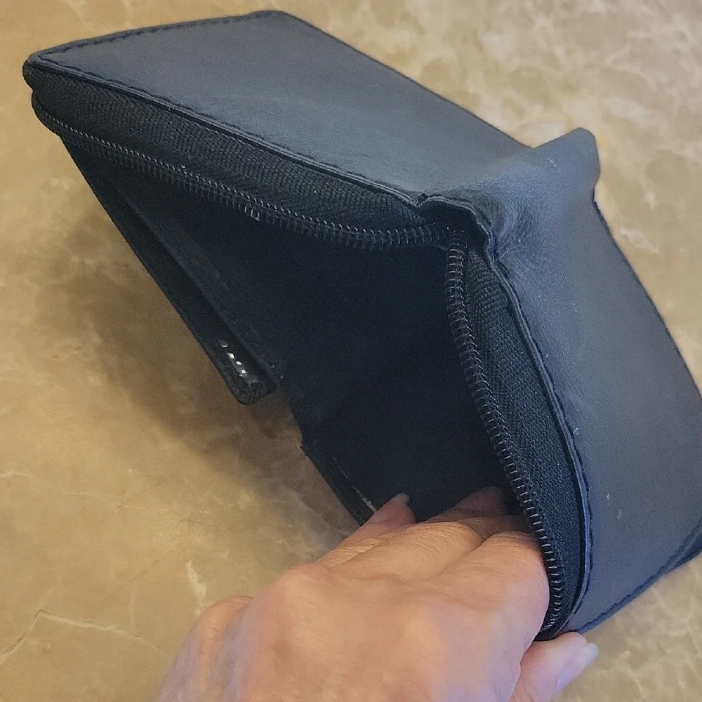 100% Black Leather Card Holder/Billfold